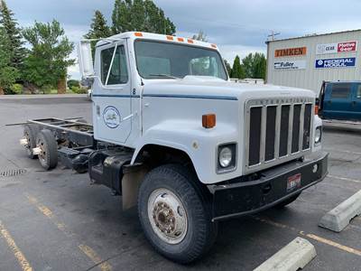 International F2574 Salvage Truck