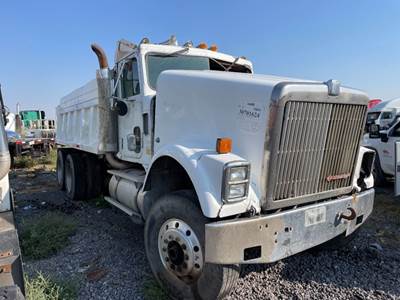 International F9370 Salvage Truck
