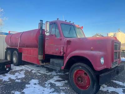 International Salvage Truck