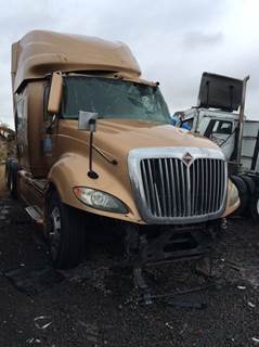 International ProStar Salvage Truck