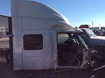 International ProStar Salvage Truck