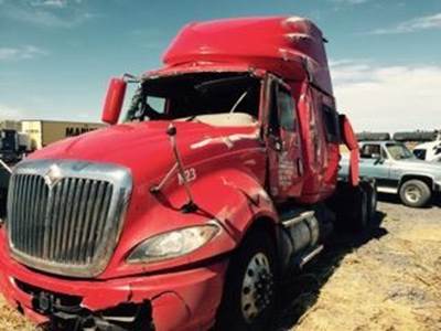 International ProStar Salvage Truck