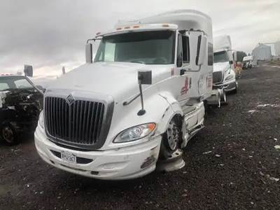 International ProStar Salvage Truck