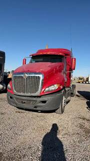 International ProStar Salvage Truck