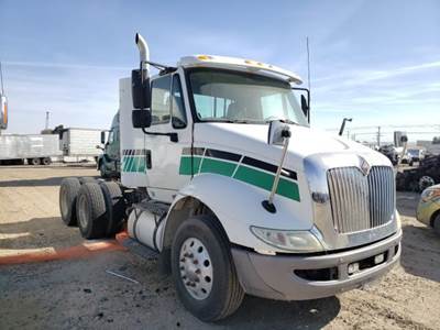 International TranStar 8600 Salvage Truck