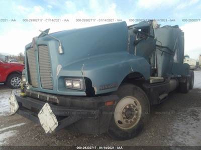 Kenworth T600 Salvage Truck