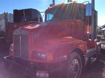 Kenworth T600A Salvage Truck