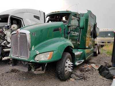 Kenworth T660 Salvage Truck