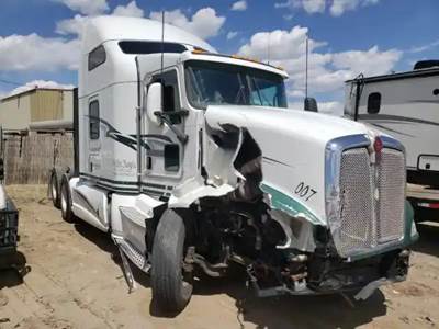 Kenworth T660 Salvage Truck