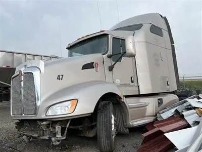 Kenworth T660 Salvage Truck