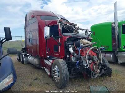 Kenworth T660 Salvage Truck