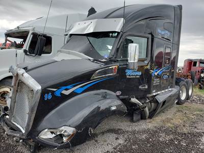 Kenworth T680 Salvage Truck