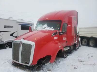 Kenworth T680 Salvage Truck
