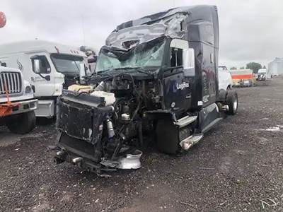 Kenworth T680 Salvage Truck