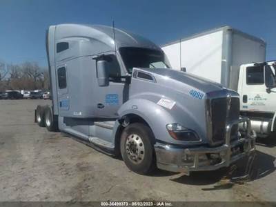 Kenworth T680 Salvage Truck