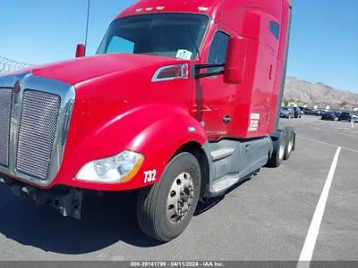 Kenworth T680 Salvage Truck