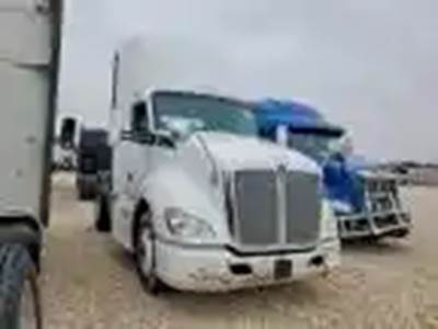 Kenworth T680 Salvage Truck