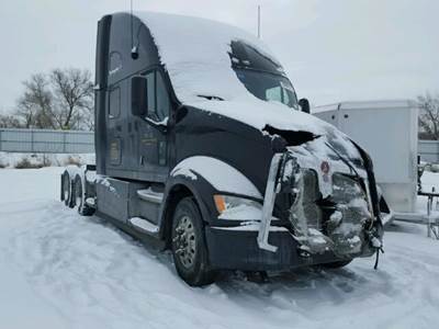 Kenworth T700 Salvage Truck