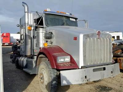 Kenworth T800 Salvage Truck