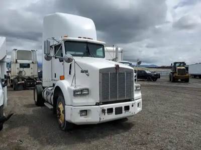 Kenworth T800 Salvage Truck