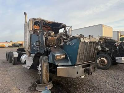 Kenworth T800 Salvage Truck