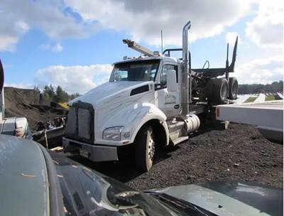 Kenworth T880 Salvage Truck