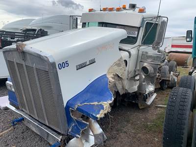 Kenworth W900 Salvage Truck