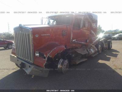 Kenworth W900 Salvage Truck
