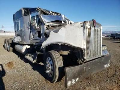 Kenworth W900 Salvage Truck