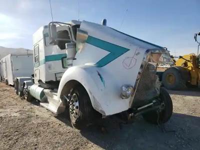 Kenworth W900 Salvage Truck