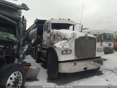 Kenworth W900 Salvage Truck