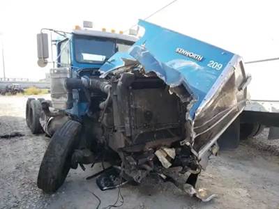Kenworth W900 Salvage Truck
