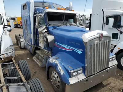 Kenworth W900 Salvage Truck