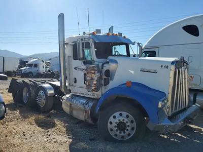 Kenworth W900 Salvage Truck