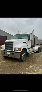 Mack CHN613 Salvage Truck