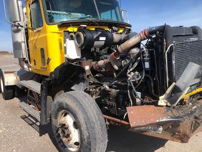Mack CL713 Salvage Truck