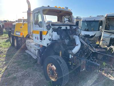 Mack Granite CV713 Salvage Truck