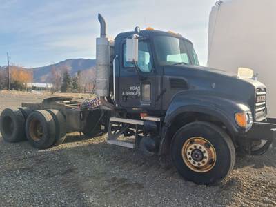 Mack Granite CV713 Salvage Truck