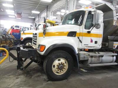 Mack Granite CV713 Salvage Truck