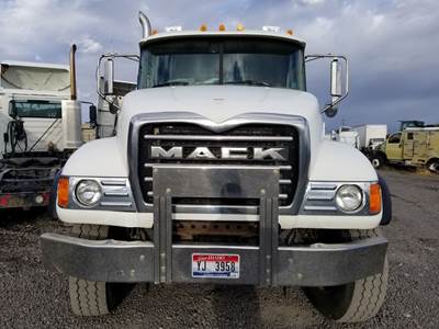 Mack Granite CV713 Salvage Truck