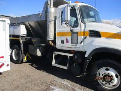 Mack Granite CV713 Salvage Truck