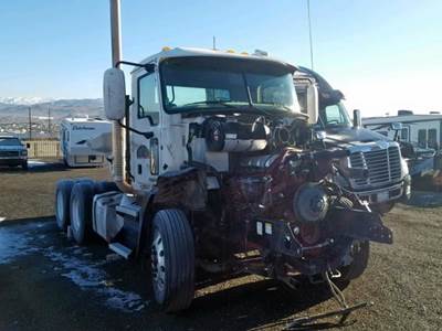 Mack Pinnacle CXU613 Salvage Truck