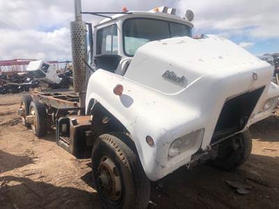 Mack R685ST Salvage Truck