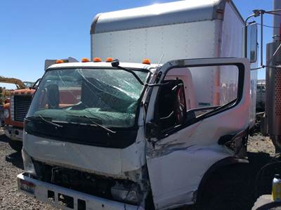 Mitsubishi FE Salvage Truck