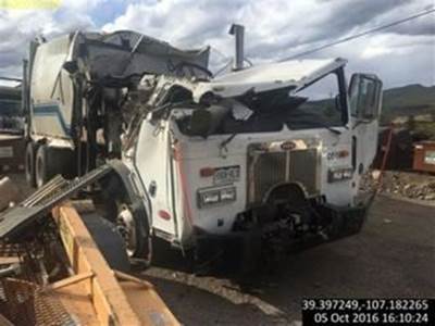 Peterbilt 320 Salvage Truck