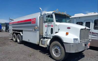 Peterbilt 330 Salvage Truck