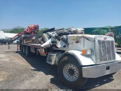 Peterbilt 357 Salvage Truck