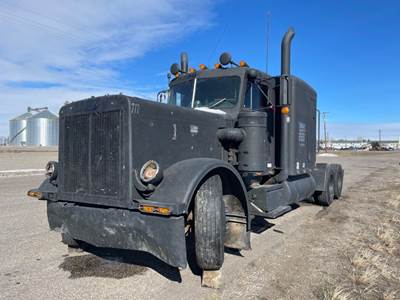 Peterbilt 359 Salvage Truck