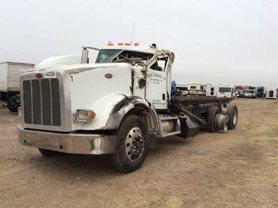 Peterbilt 367 Salvage Truck