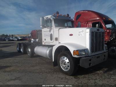 Peterbilt 377 Salvage Truck